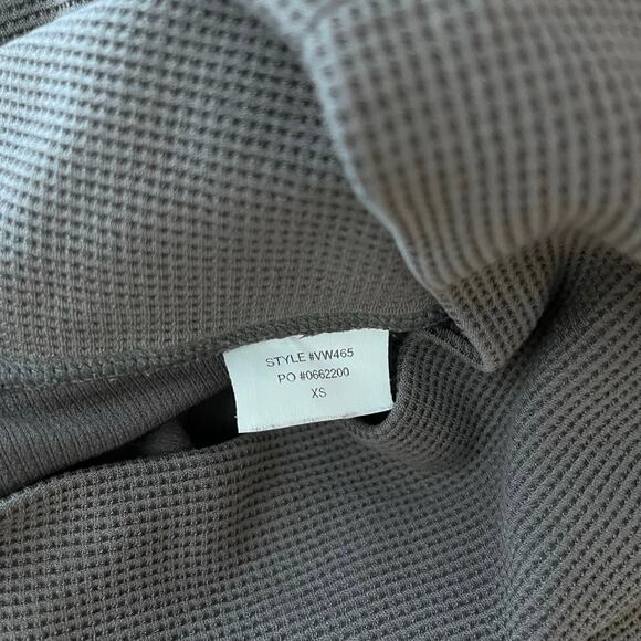 Vuori Bayview Women’s Thermal Leggings Waffle Gray Logo XS Waistband - Picture 8 of 8